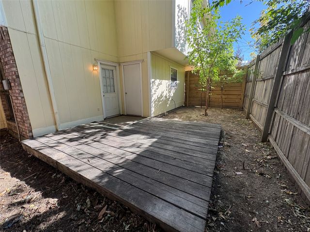 2609 Isbella Drive, Grand Prairie, TX 75052