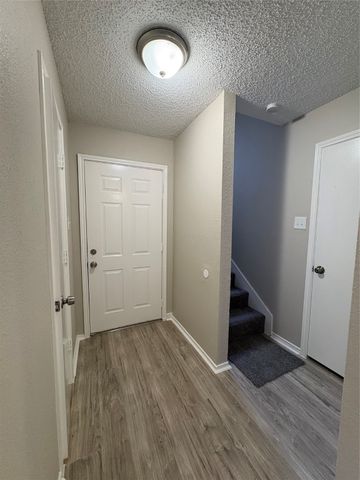 2609 Isbella Drive, Grand Prairie, TX 75052