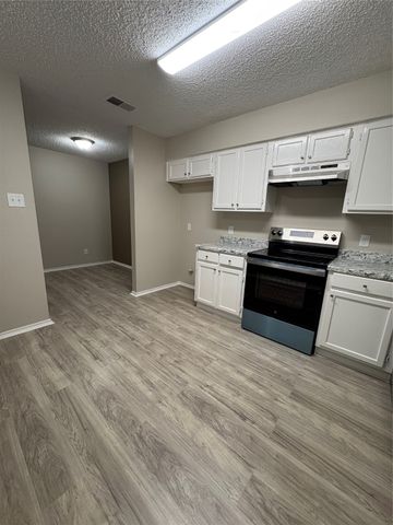 2609 Isbella Drive, Grand Prairie, TX 75052