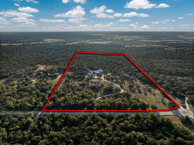 221 Palomino CV, Jarrell, TX 76537