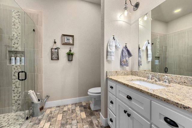 221 Palomino CV, Jarrell, TX 76537