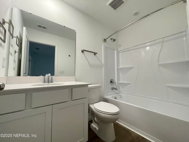 6855 LAKE MIST Lane, Jacksonville, FL 32210