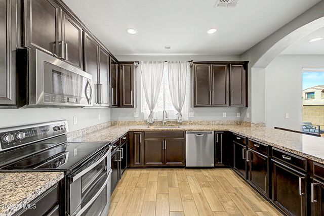 9321 S 34TH Lane, Laveen, AZ 85339