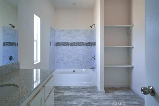 5430 Luna Road, Phelan, CA 92371