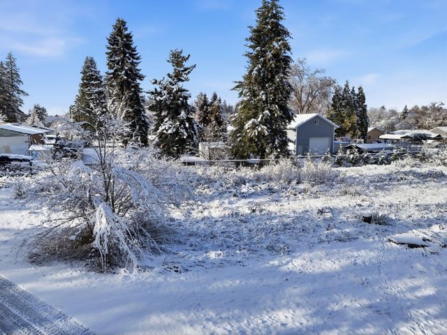 5613 E Eastwood Ave, Spokane Valley, WA 99212