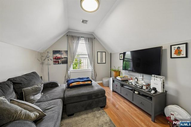 133 Franklin Avenue 3, West Orange, NJ 07052