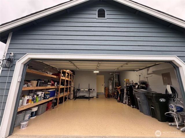 15421 8th Avenue Ct E, Tacoma, WA 98445