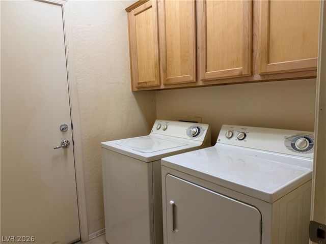 7448 Chipping Sparrow Street, North Las Vegas, NV 89084