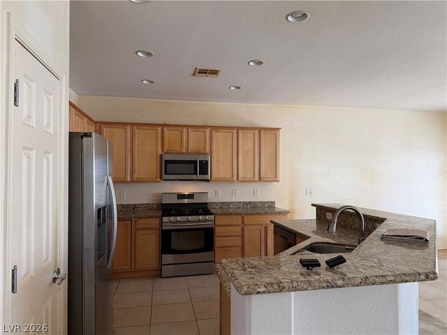 7448 Chipping Sparrow Street, North Las Vegas, NV 89084