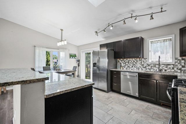 3160 Westwind Court, Crown Point, IN 46307