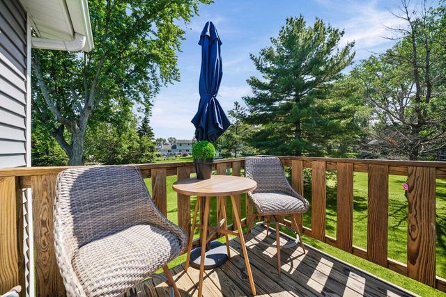 3160 Westwind Court, Crown Point, IN 46307