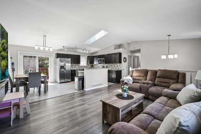 3160 Westwind Court, Crown Point, IN 46307