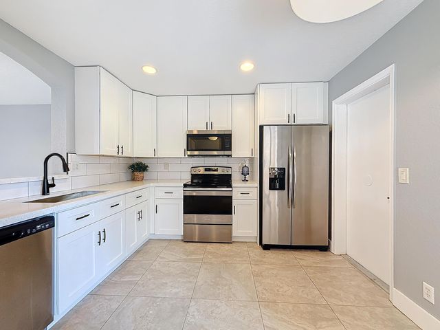 6115 Eaton Street, West Palm Beach, FL 33411