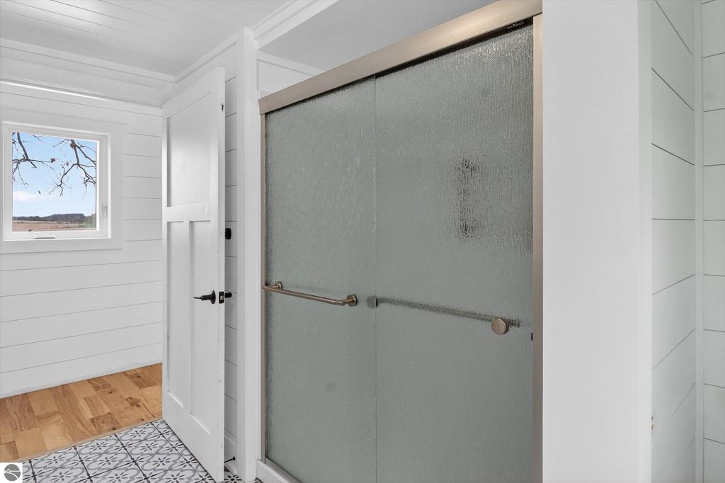 Image 16 of property listing at 6410 W Madison Road, Alma, MI 48801