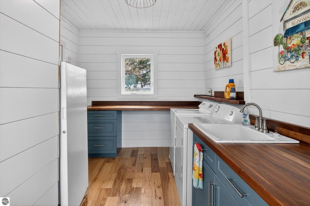 Image 17 of property listing at 6410 W Madison Road, Alma, MI 48801