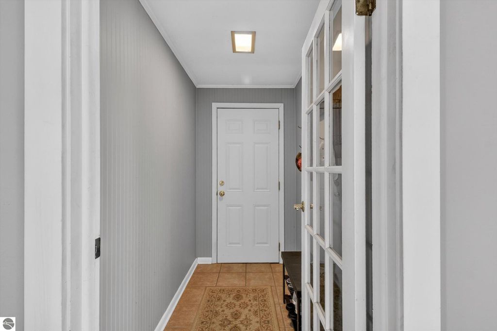 Image 21 of property listing at 6410 W Madison Road, Alma, MI 48801