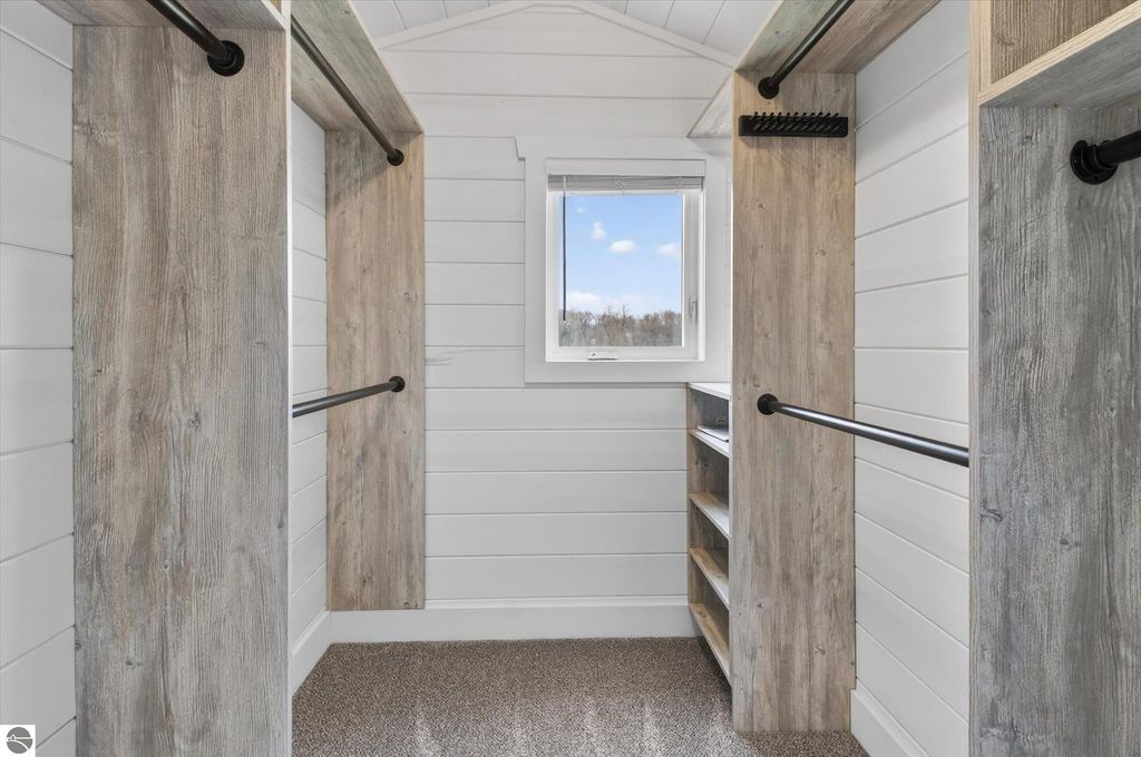 Image 29 of property listing at 6410 W Madison Road, Alma, MI 48801