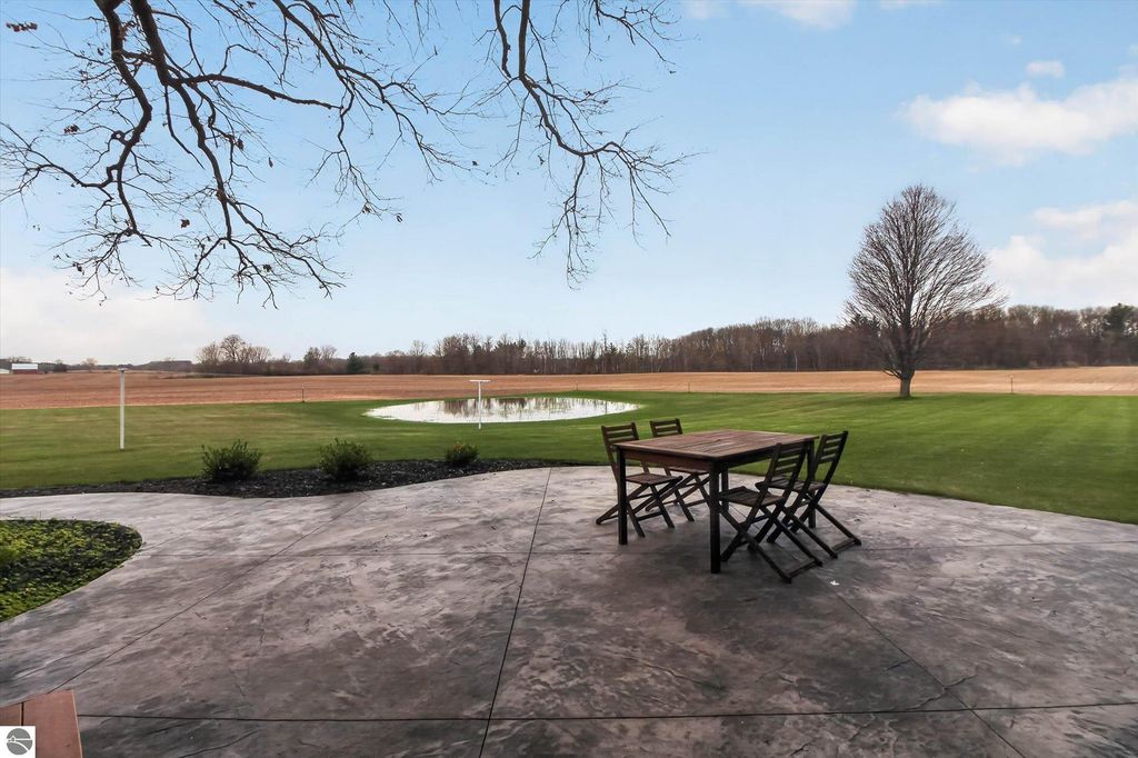 Image 48 of property listing at 6410 W Madison Road, Alma, MI 48801