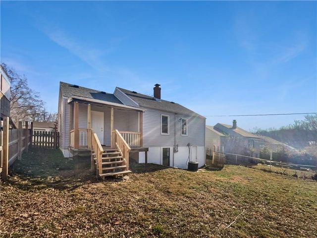 4444 N Chestnut Avenue, Kansas City, MO 64117