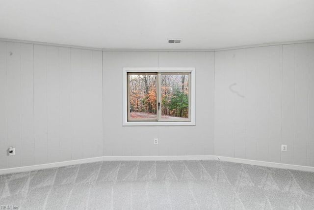 5614 Fairfield LN, Hayes, VA 23072