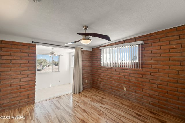 7640 W Maverick Road, Sahuarita, AZ 85629