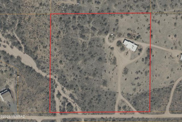 7640 W Maverick Road, Sahuarita, AZ 85629