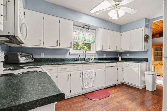 26660 Lakeview Drive, Elkhart, IN 46514