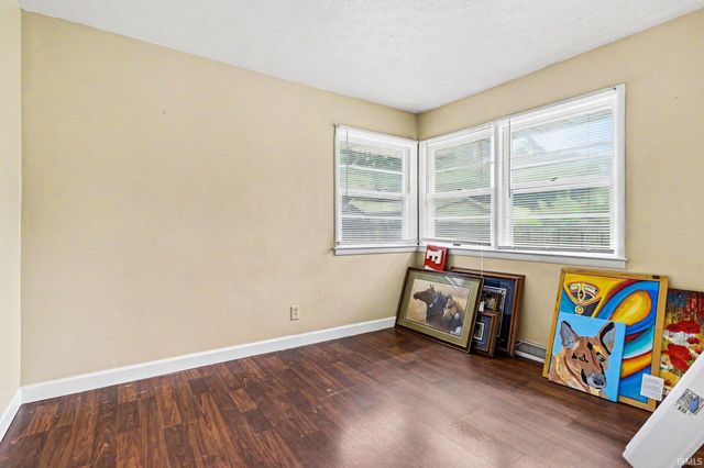 26660 Lakeview Drive, Elkhart, IN 46514