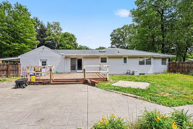 26660 Lakeview Drive, Elkhart, IN 46514