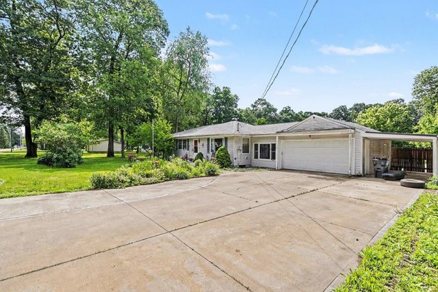 26660 Lakeview Drive, Elkhart, IN 46514