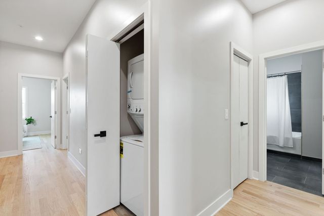 5689 N Lincoln Avenue 4S, Chicago, IL 60659