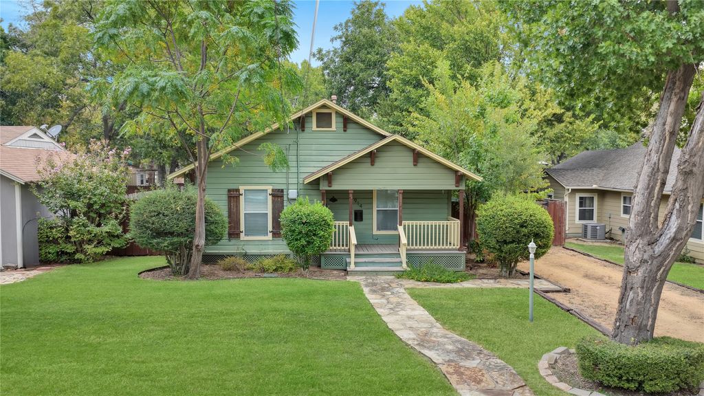 914 W Sunset Street, Grapevine, TX 76051 — exterior