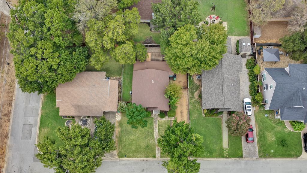 914 W Sunset Street, Grapevine, TX 76051 — photo 2