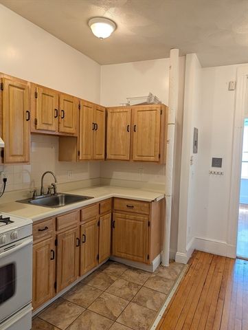 46 West Newton 11, Boston, MA 02118