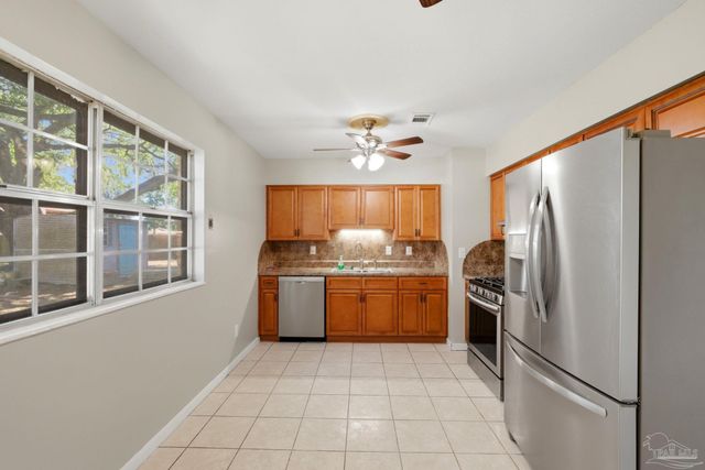 7580 Mobile Hwy, Pensacola, FL 32526