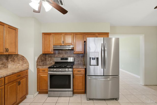 7580 Mobile Hwy, Pensacola, FL 32526