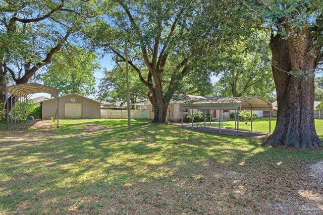 7580 Mobile Hwy, Pensacola, FL 32526