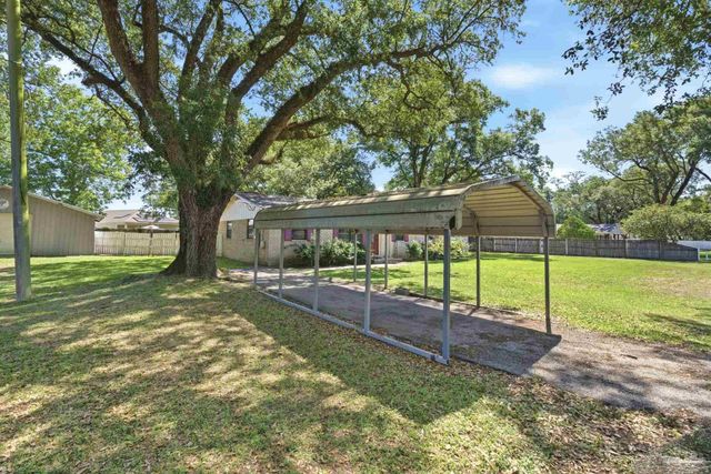 7580 Mobile Hwy, Pensacola, FL 32526