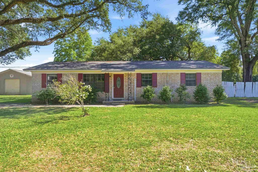 7580 Mobile Hwy, Pensacola, FL 32526