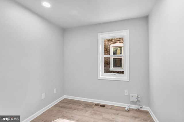 69 E SLOCUM ST, Philadelphia, PA 19119