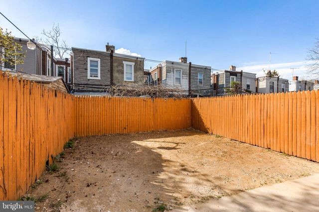 69 E SLOCUM ST, Philadelphia, PA 19119