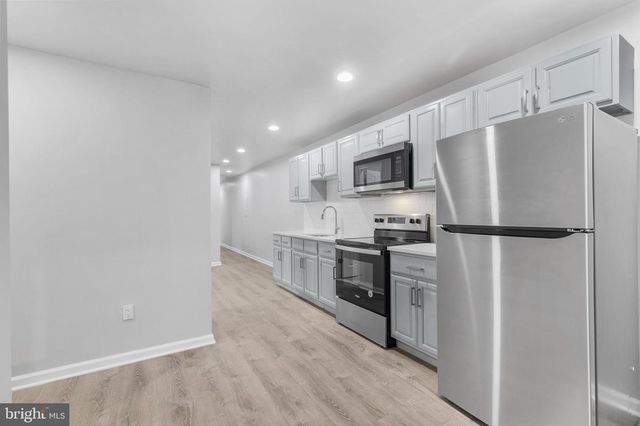 69 E SLOCUM ST, Philadelphia, PA 19119