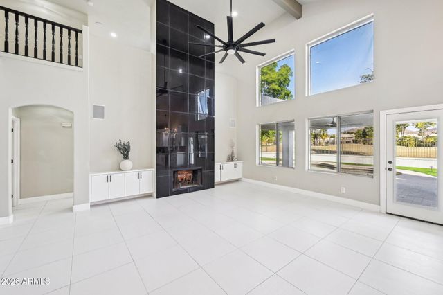 6270 W ROSE GARDEN Lane, Glendale, AZ 85308