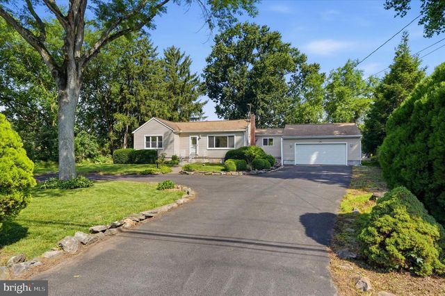 4339 FREEMANSBURG AVE, Bethlehem, PA 18020