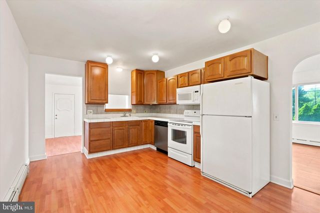 4339 FREEMANSBURG AVE, Bethlehem, PA 18020