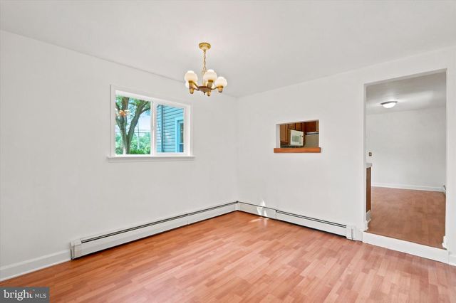 4339 FREEMANSBURG AVE, Bethlehem, PA 18020
