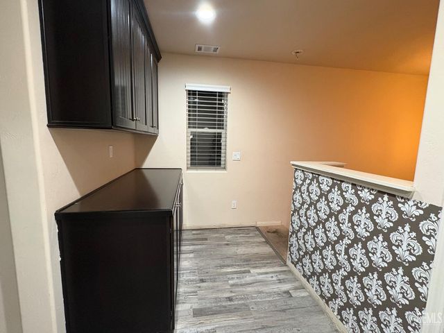 1714 Holt Rinehart Avenue, Bakersfield, CA 93311