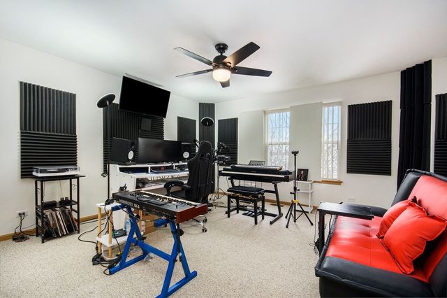 9247 W Arquilla Drive, Mokena, IL 60448