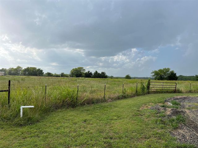 113 Judah Court, Trenton, TX 75490