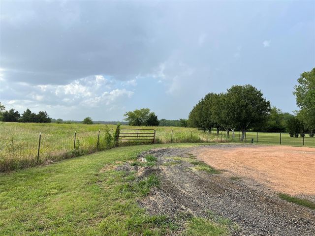 113 Judah Court, Trenton, TX 75490
